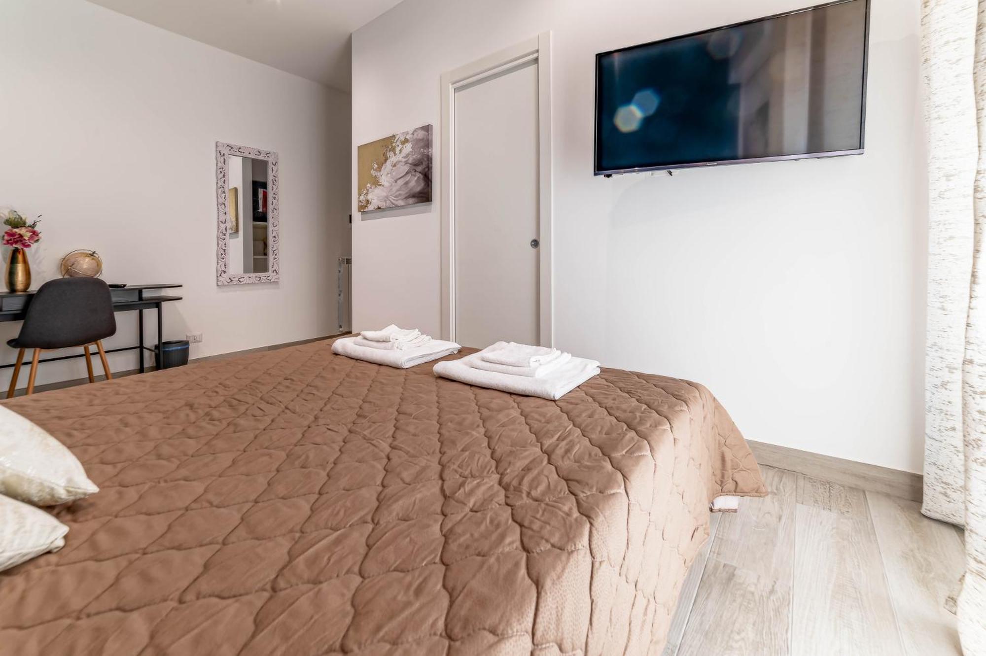 Michelangelo Luxury - Colosseo - Wifi Roma
